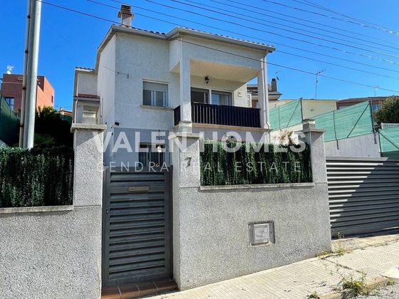 Foto 1 de Venta de casa en Lliçà d´Amunt de 3 habitaciones con terraza y jardín