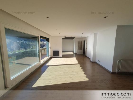 Foto 2 de Ático en venta en Escaldes, les de 6 habitaciones con terraza y garaje