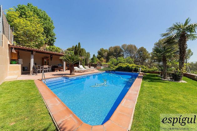 Foto 1 de Casa en venda a Sant Quirze Parc- Vallsuau - Castellet de 5 habitacions amb terrassa i piscina