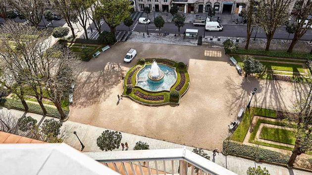 Foto 1 de Àtic en venda a plaza De Compostela de 5 habitacions amb terrassa i ascensor