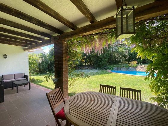 Foto 2 de Chalet en venta en Golf Costa Brava - Bufaganyes de 4 habitaciones con piscina y jardín