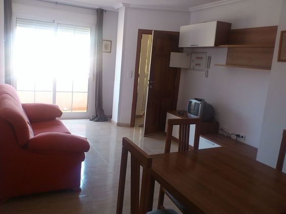 Foto 2 de Venta de piso en calle Garcia Herrero de 2 habitaciones con terraza y muebles