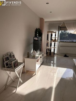 Foto 2 de Pis en venda a Rosselló de 2 habitacions amb balcó i aire acondicionat