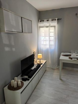 Foto 1 de Piso en alquiler en Balàfia - Secà de Sant Pere - Llívia de 2 habitaciones con muebles y ascensor