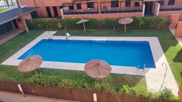 Foto 2 de Pis en venda a calle Cañada Real Mestas de 3 habitacions amb terrassa i piscina