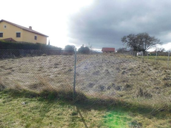 Foto 1 de Venta de terreno en Gargantilla del Lozoya y Pinilla de Buitrago de 923 m²