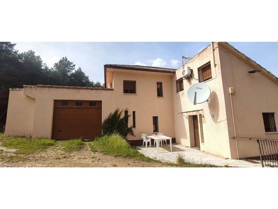 Foto 1 de Chalet en venta en Piñuécar-Gandullas de 4 habitaciones con terraza y garaje