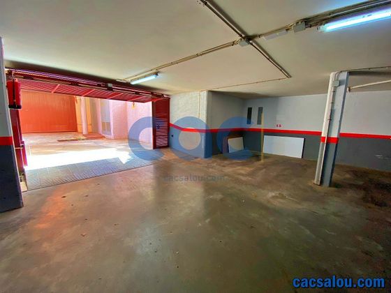 Foto 2 de Venta de garaje en calle De Guillem de Montcada de 16 m²