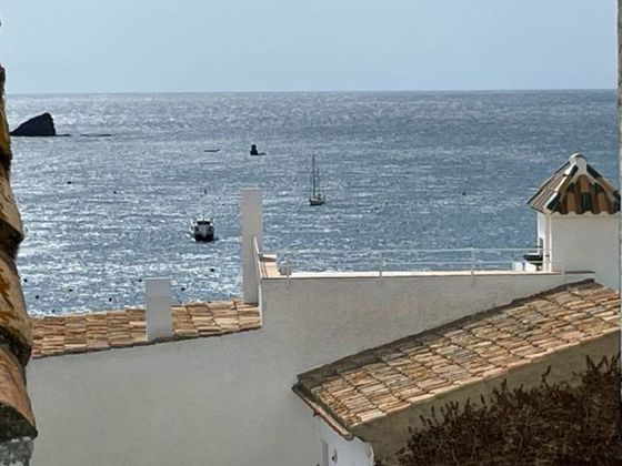 Foto 1 de Venta de casa en Cadaqués de 3 habitaciones con terraza