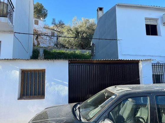 Foto 1 de Venta de casa en Iznájar de 4 habitaciones con terraza y balcón