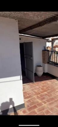 Foto 2 de Casa en venda a Iznájar de 3 habitacions amb terrassa i aire acondicionat