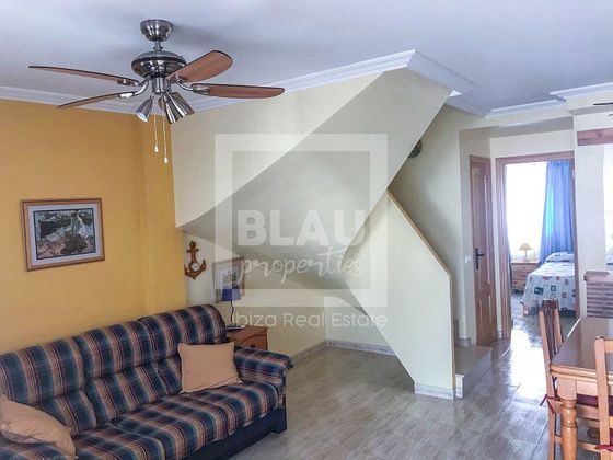 Foto 1 de Casa en venda a Oliva Nova de 3 habitacions amb piscina i garatge
