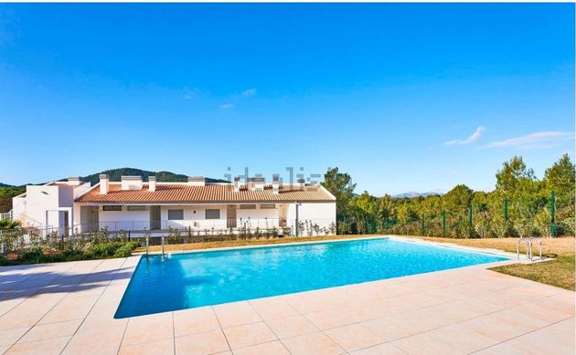 Foto 2 de Piso en venta en carretera Coves de S'ermita de 3 habitaciones con terraza y piscina