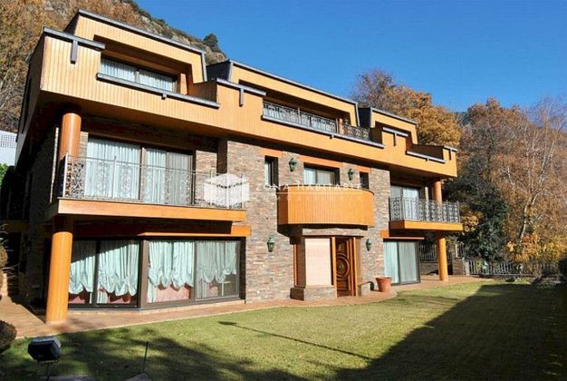 Foto 1 de Casa en venda a Andorra la Vella de 6 habitacions amb terrassa i jardí