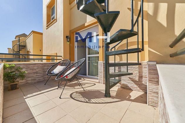 Foto 1 de Àtic en venda a avenida Pez Espada de 2 habitacions amb terrassa i piscina