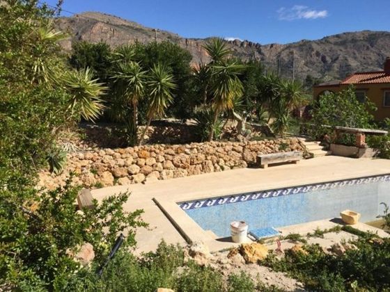 Foto 2 de Casa en venda a Orihuela ciudad de 5 habitacions amb terrassa i piscina
