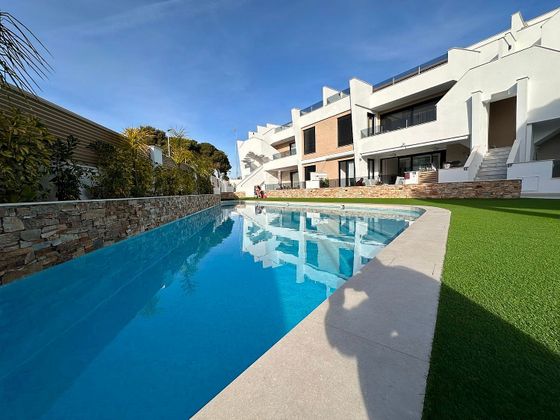 Foto 2 de Pis en venda a San Pedro del Pinatar de 2 habitacions amb terrassa i piscina