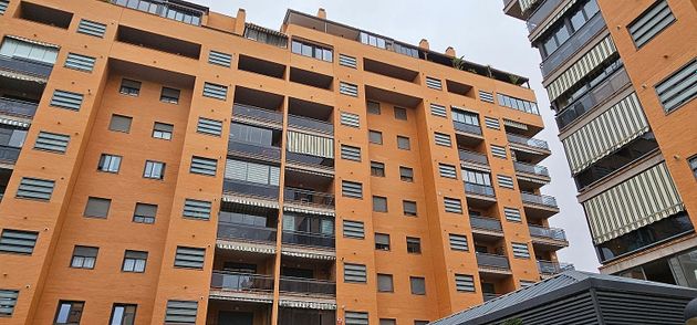 Foto 2 de Venta de piso en calle Vicente Blasco Ibáñez de 4 habitaciones con terraza y piscina