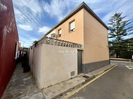 Foto 2 de Casa en venda a San Pedro del Pinatar de 3 habitacions amb terrassa