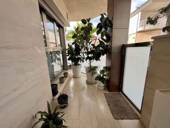 Foto 2 de Venta de dúplex en Zona Pueblo de 3 habitaciones con terraza y piscina