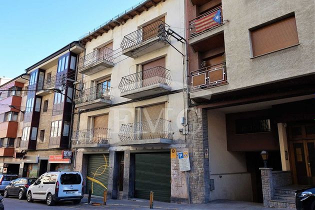 Foto 1 de Edifici en venda a calle Coronel Molera amb ascensor
