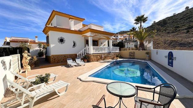 Foto 1 de Xalet en venda a calle Cocentina de 3 habitacions amb terrassa i piscina