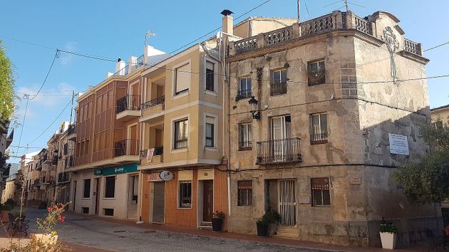 Foto 2 de Casa en venta en calle Major de 6 habitaciones con terraza y balcón