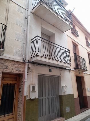 Foto 2 de Casa en venda a calle Major de 3 habitacions amb terrassa i balcó
