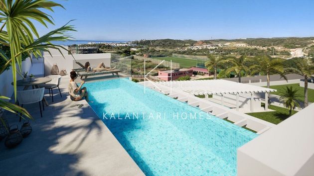 Foto 1 de Àtic en venda a urbanización Sup de 4 habitacions amb terrassa i piscina
