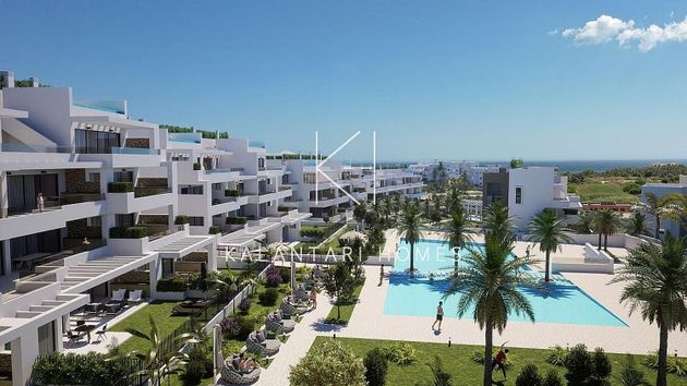 Foto 2 de Pis en venda a urbanización Sup de 3 habitacions amb terrassa i piscina