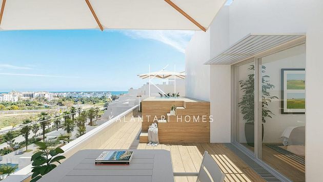 Foto 2 de Àtic en venda a urbanización Sup H Estepona Málaga Españ de 3 habitacions amb terrassa i piscina