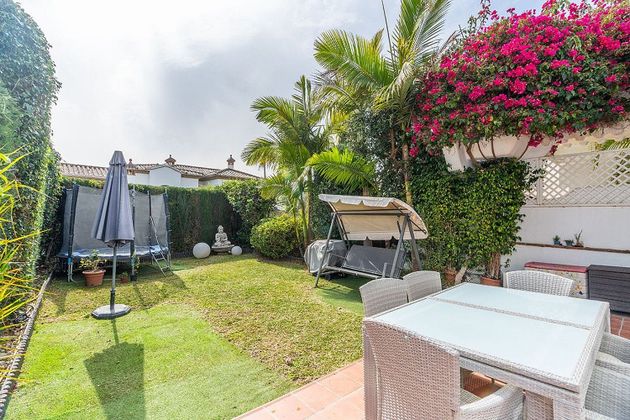 Foto 2 de Casa adossada en venda a Los Monteros - Bahía de Marbella de 3 habitacions amb terrassa i piscina