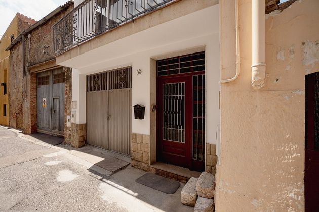 Foto 2 de Casa adossada en venda a calle Cavalleries de 4 habitacions amb terrassa i garatge