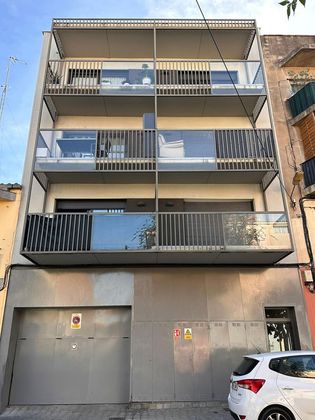 Foto 1 de Edifici en venda a calle Joan Bruguera de 700 m²
