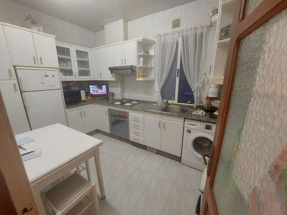 Foto 2 de Piso en venta en Agra del Orzán - Ventorrillo - Vioño de 3 habitaciones con calefacción y ascensor