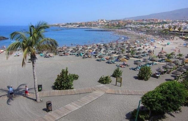 Foto 1 de Dúplex en venda a Los Cristianos - Playa de las Américas de 3 habitacions amb terrassa i jardí