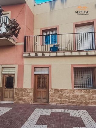 Foto 1 de Casa en venda a Centro - Mutxamel/Muchamiel de 4 habitacions amb terrassa i balcó