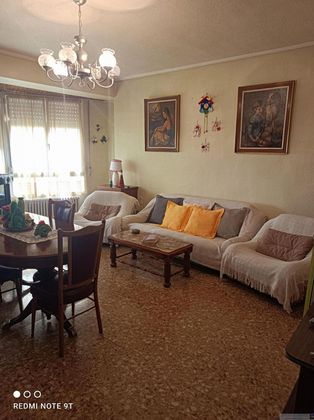 Foto 2 de Piso en venta en Villacerrada - Centro de 5 habitaciones con balcón y calefacción