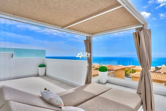 Foto 1 de Casa en venta en Puerto de Santiago de 4 habitaciones con terraza y piscina