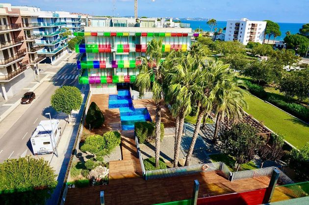 Foto 1 de Àtic en venda a Vilafortuny - Cap de Sant Pere de 2 habitacions amb terrassa i piscina