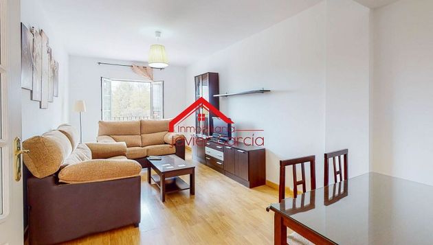 Foto 2 de Pis en venda a calle Lope de Vega de 2 habitacions amb terrassa i garatge