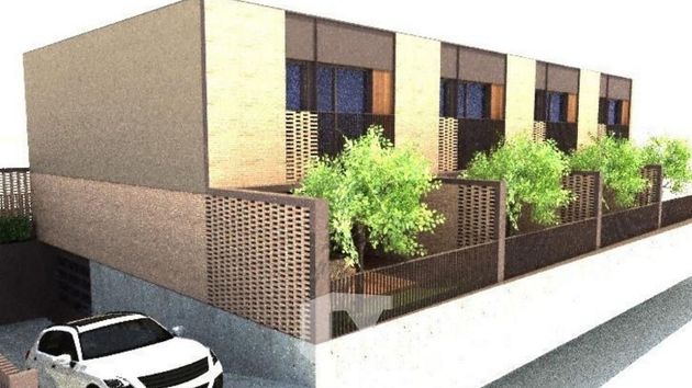 Foto 2 de Casa en venda a Gurb de 4 habitacions amb terrassa i garatge