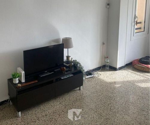 Foto 2 de Piso en alquiler en El Sucre-Universitat de 4 habitaciones con balcón y calefacción