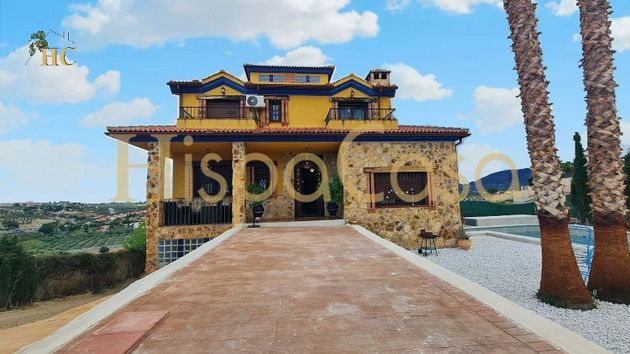 Foto 1 de Xalet en venda a Guardia de Jaén (La) de 5 habitacions amb terrassa i piscina