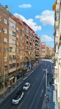 Foto 1 de Pis en venda a Avda de Madrid - Pº de la Estación de 4 habitacions amb terrassa i garatge