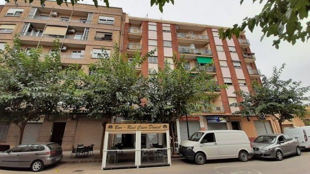 Foto 1 de Venta de piso en calle Hugo Bacharach de 2 habitaciones con balcón y ascensor