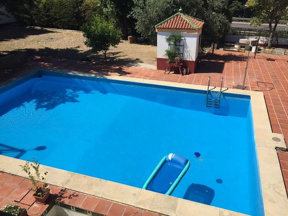 Foto 1 de Xalet en venda a Baeza de 6 habitacions amb terrassa i piscina