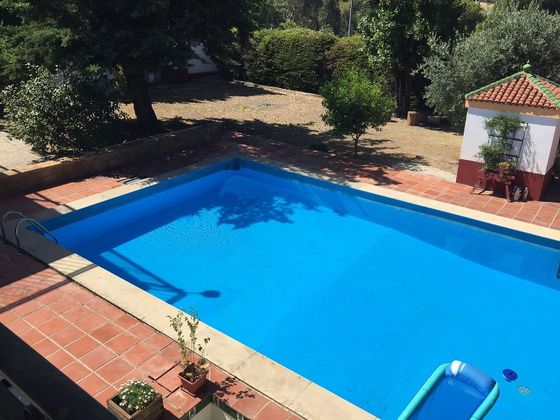 Foto 2 de Xalet en venda a Baeza de 6 habitacions amb terrassa i piscina