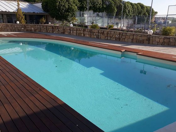 Foto 1 de Dúplex en venda a Úbeda de 1 habitació amb piscina i jardí
