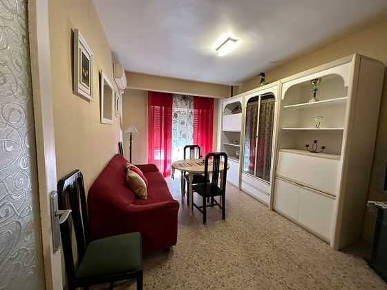 Foto 1 de Piso en venta en Úbeda de 3 habitaciones con balcón y aire acondicionado